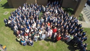 vsichni misionari u kaple v Anglii