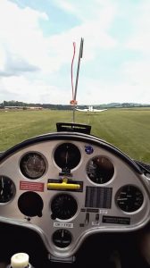 Start kluzáku za vlečným letadlem